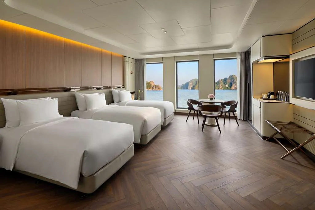 Ocean-Suite-Triple_01-1