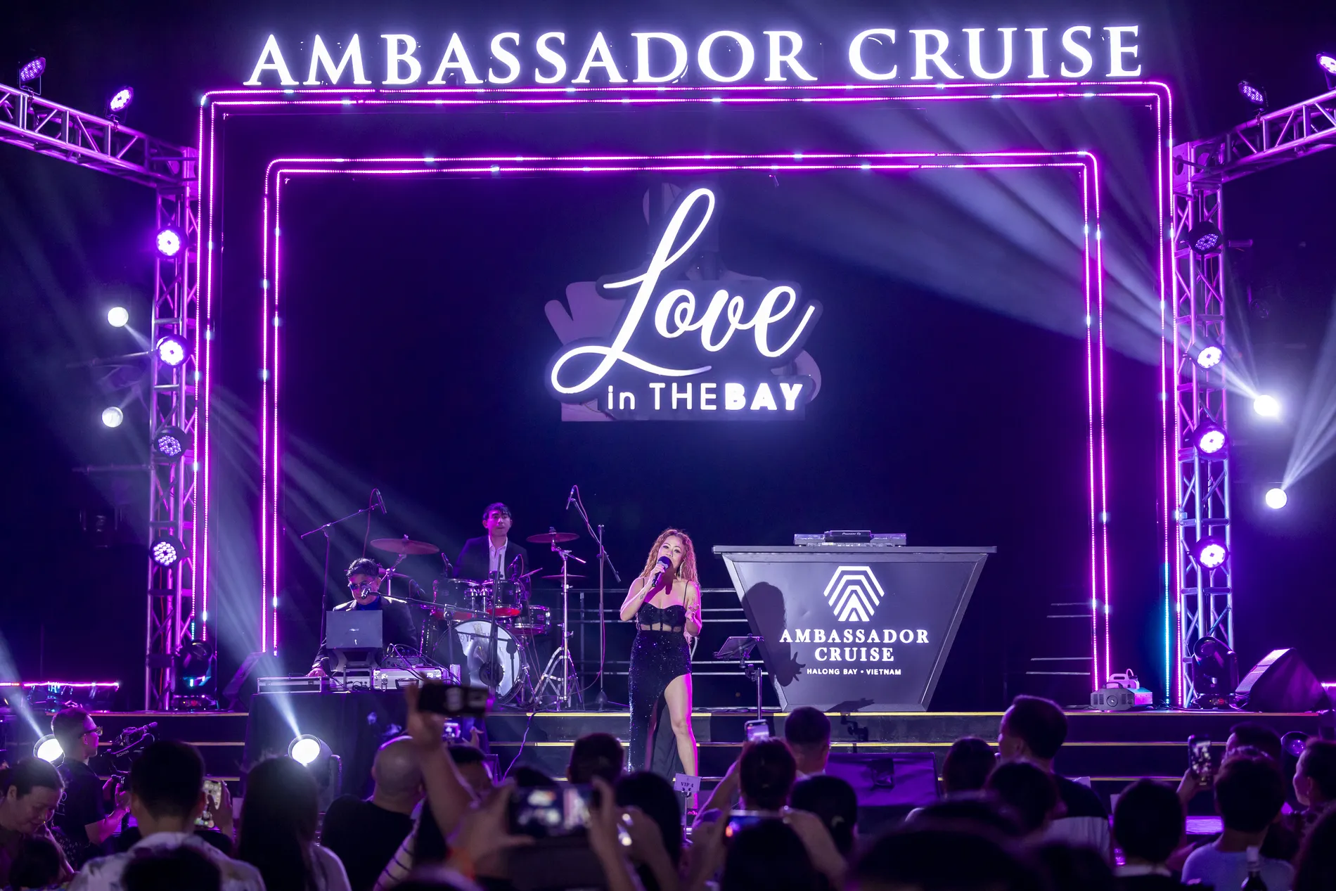 Ambassador Hạ Long