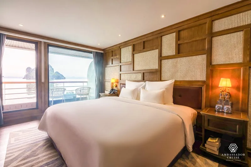 du thuyền 5 sao Hạ Long