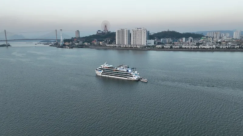 Bí quyết bỏ túi: Kinh nghiệm đi du thuyền lần đầu trọn vẹn và đáng nhớ