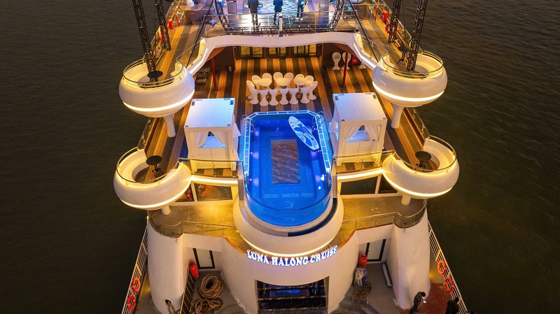 Luna Halong Cruise