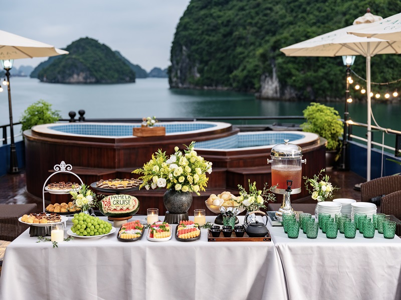 Pamela là một trong những du thuyền 5 sao đẳng cấp, sang trọng bậc nhất Hạ Long (2)