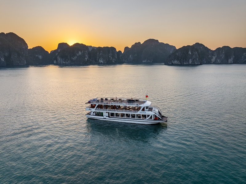So Sánh Du Thuyền Hạ Long 3 Sao 4 Sao 5 Sao