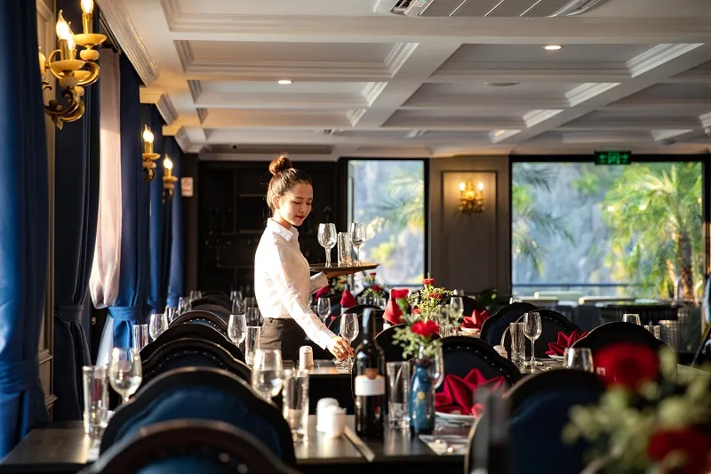 đặt du thuyền Hạ Long như thế nào