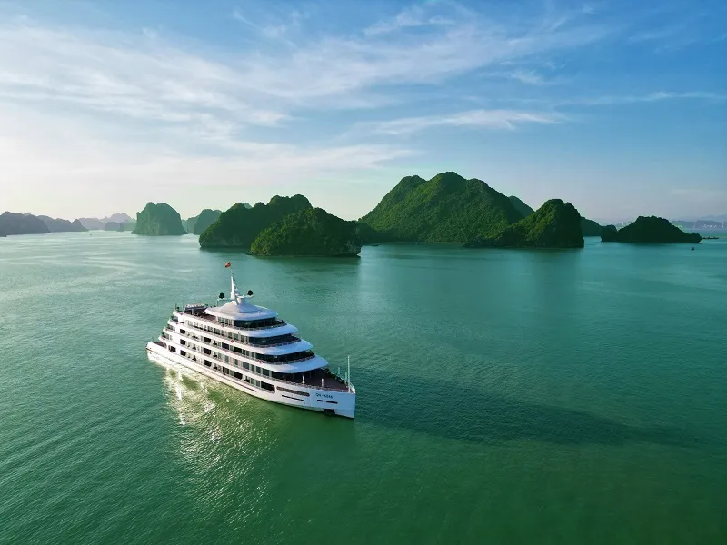 tàu du lịch có dịch vụ cho bé