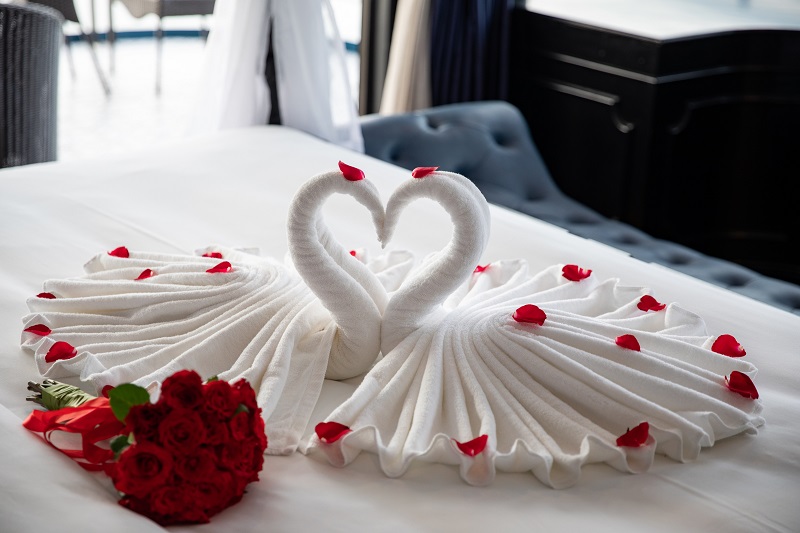 tour du thuyền Hạ Long 3 ngày 2 đêm