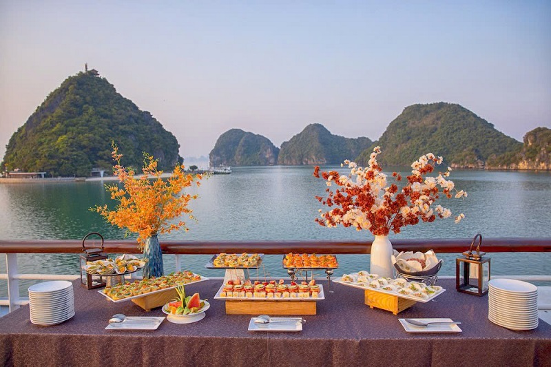 Du thuyền đảo Ti Tốp