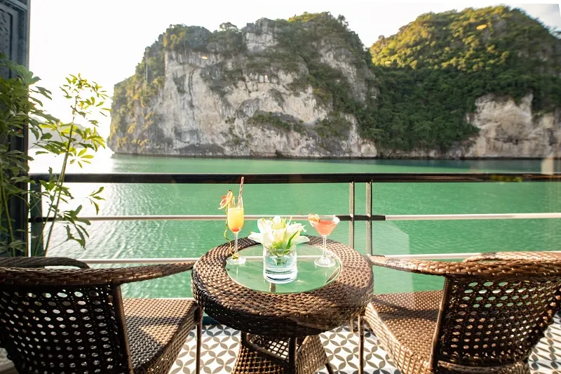 Rosy Cruises Lan Ha Bay (2)