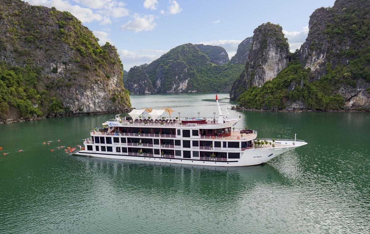 Du thuyền Aspira Hạ Long Cruise