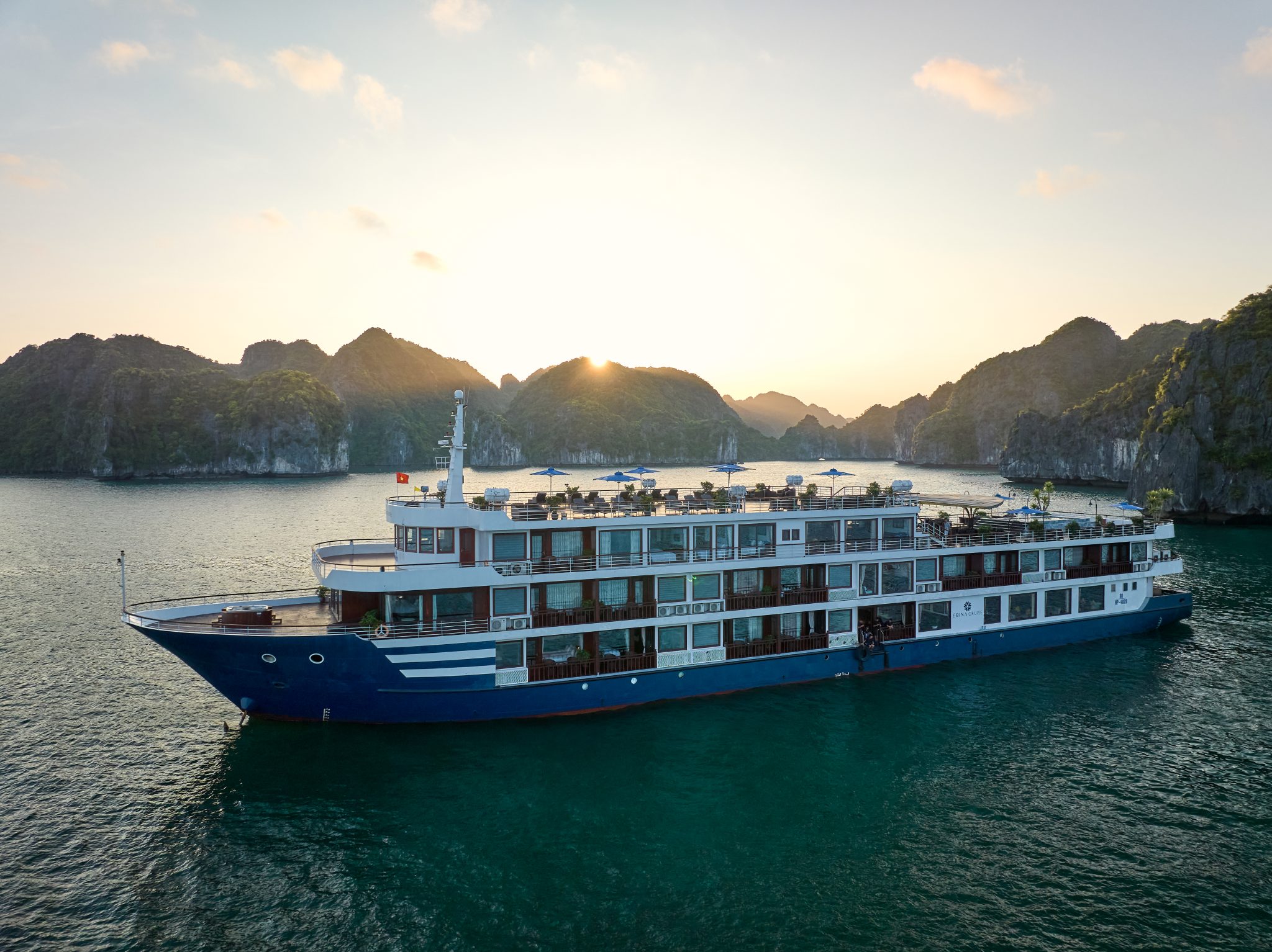 Erina Cruises Vịnh Hạ Long