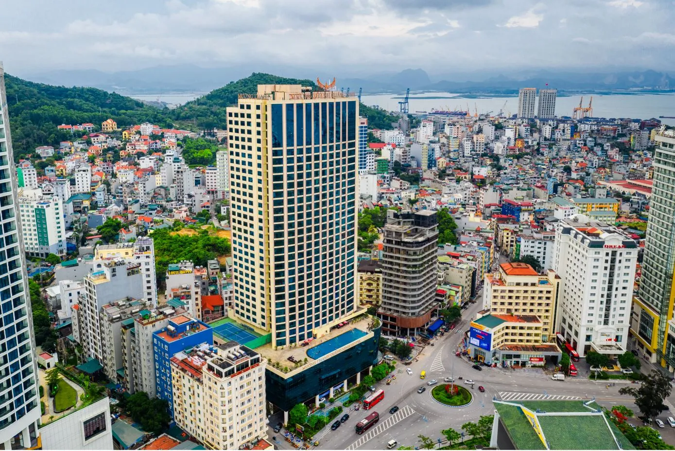Mường Thanh Luxury Quảng Ninh
