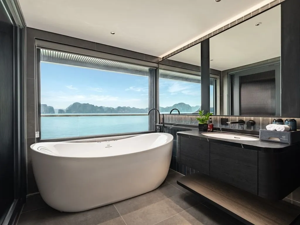 Elite Balcony Suite