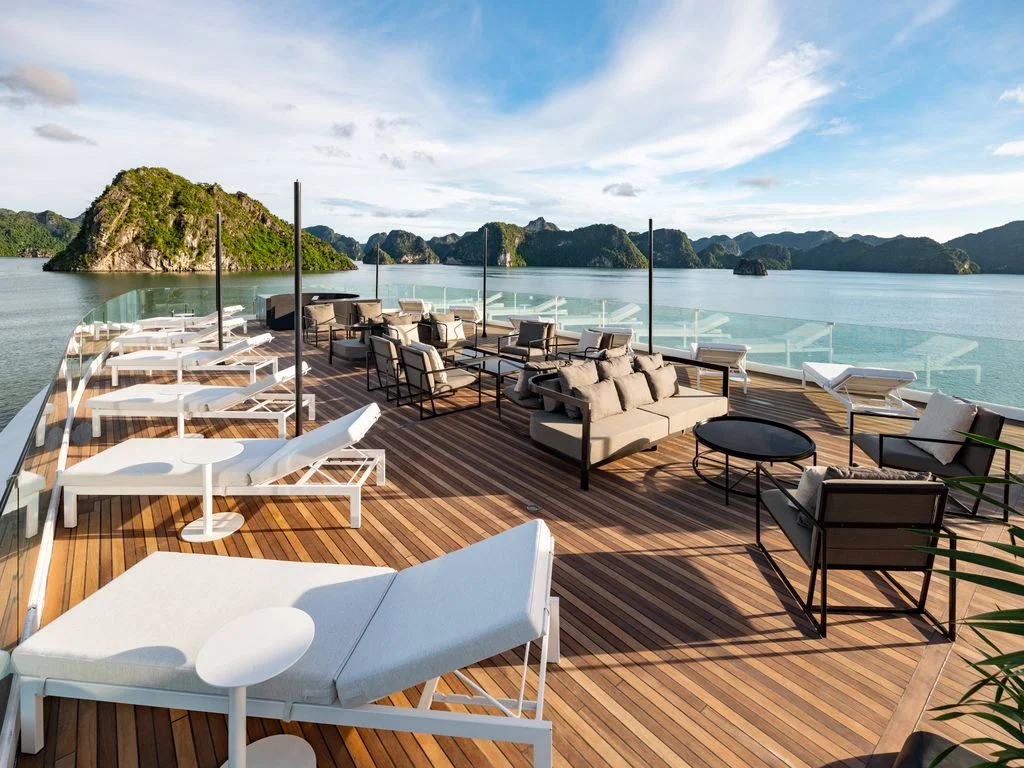 Sun Deck (2)