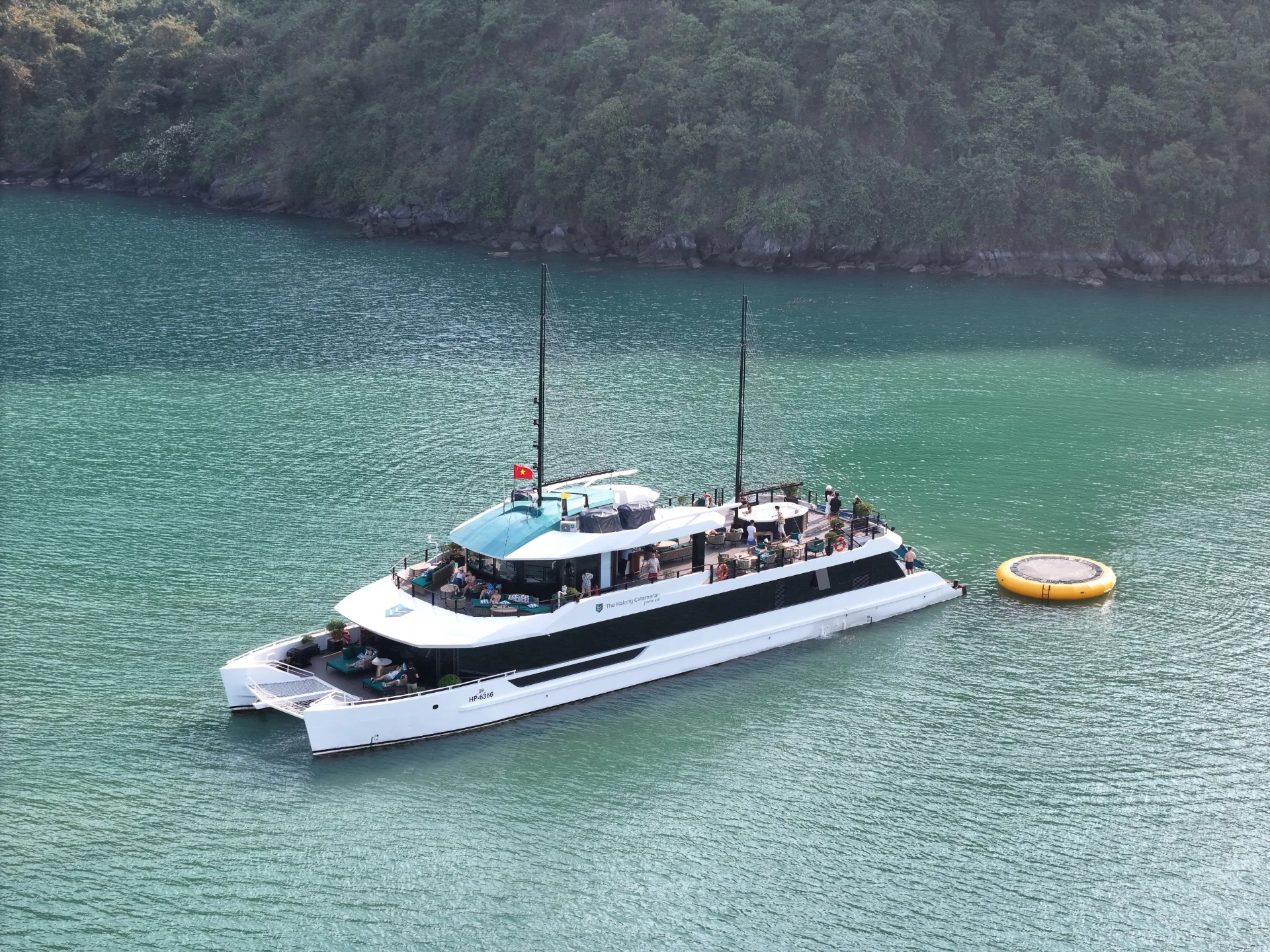 du thuyền Catamaran Hạ Long (11)