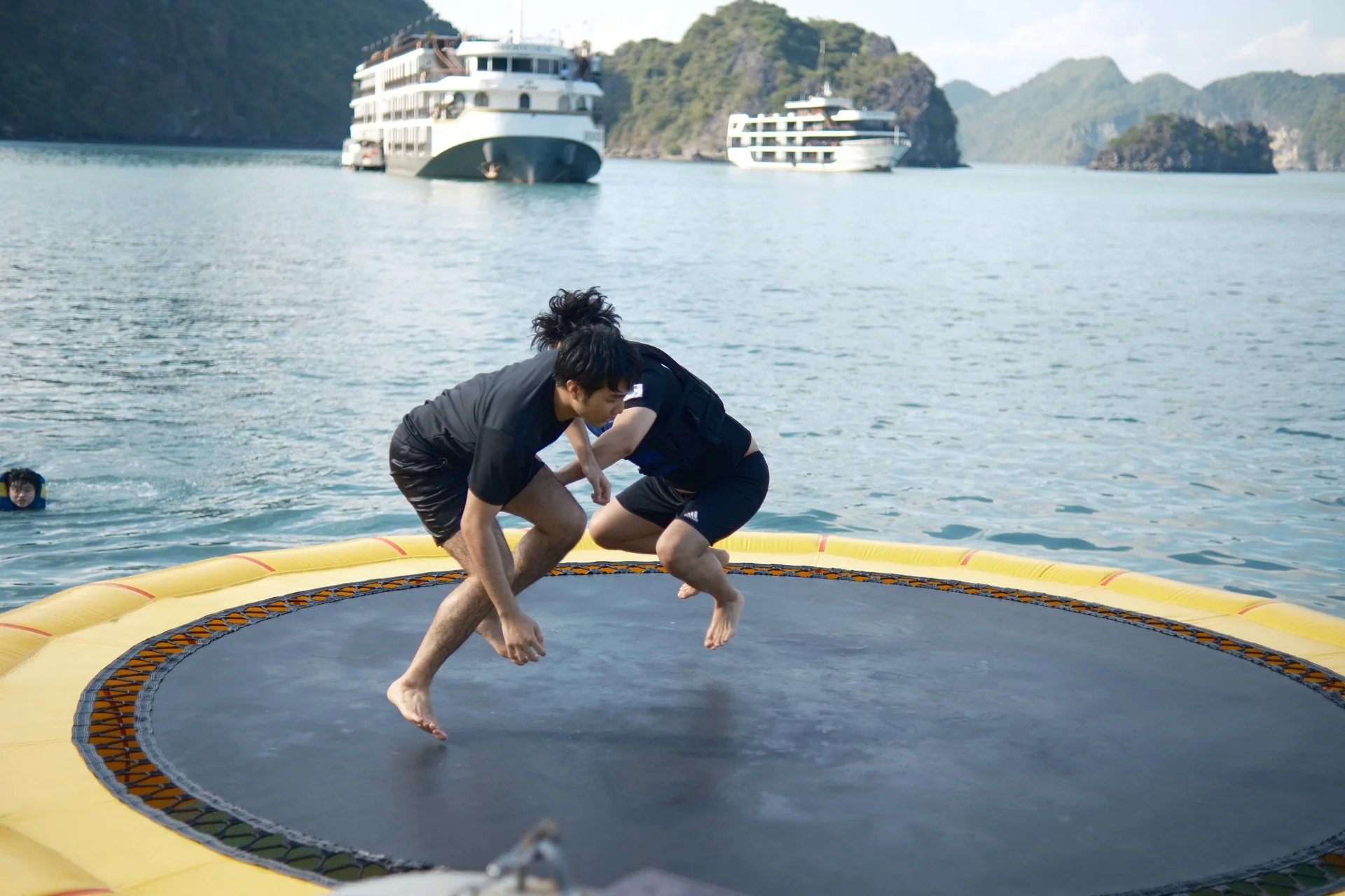 du thuyền Catamaran Hạ Long (3)